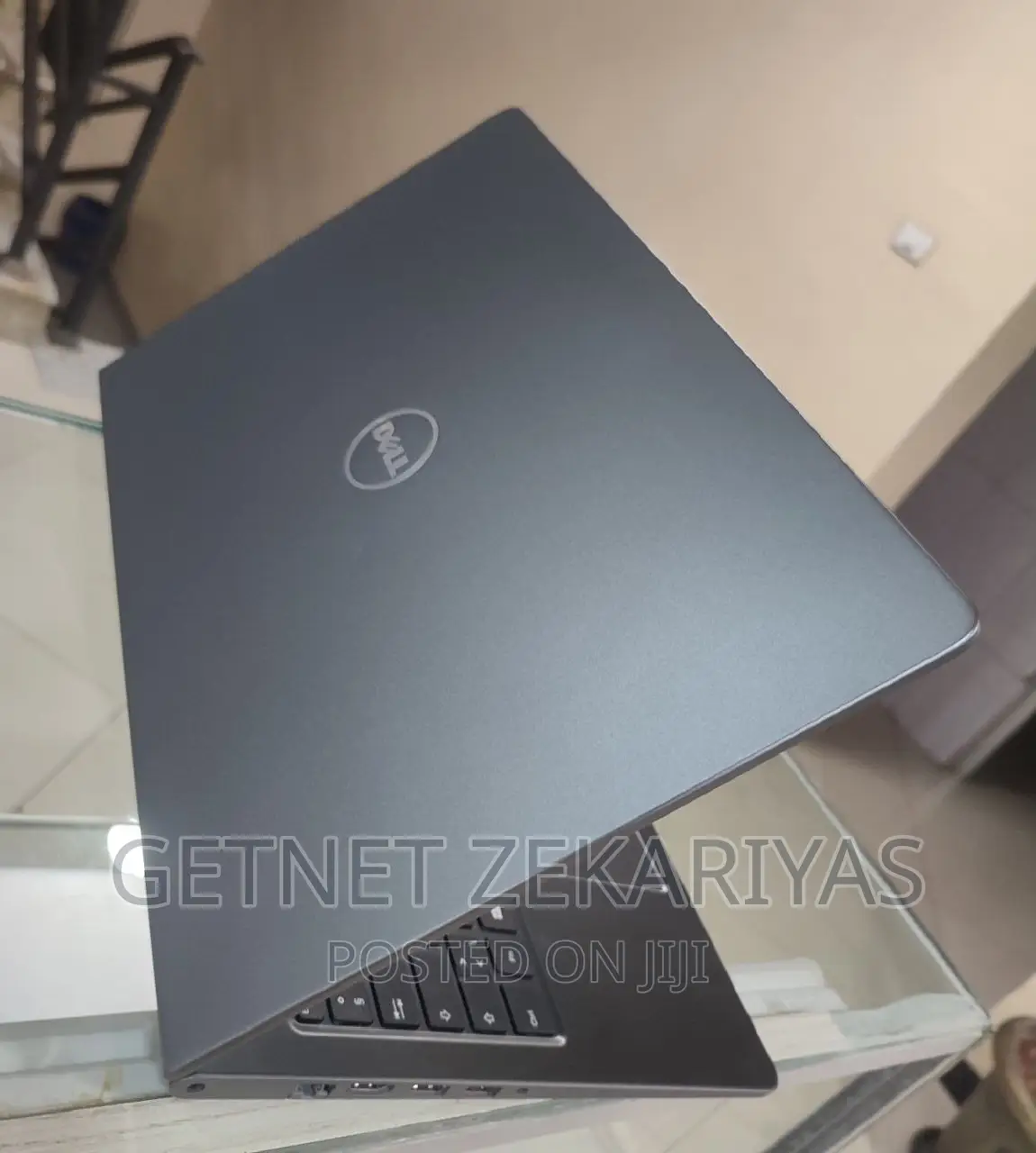 New Laptop Dell Vostro 1550 8GB Intel Core I5 SSD 256GB