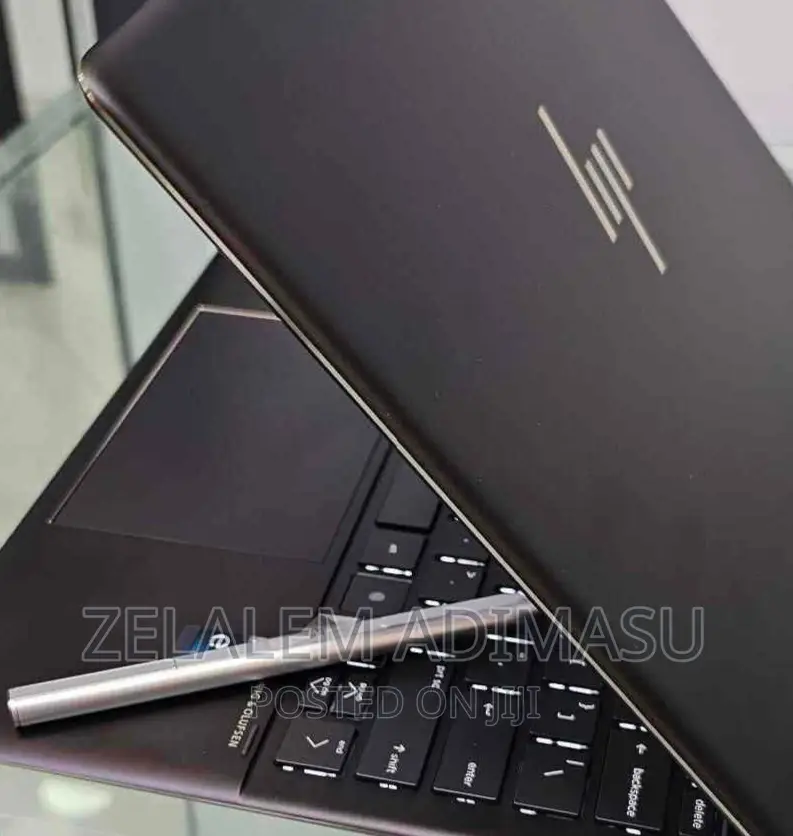 New Laptop HP Spectre 16GB Intel Core I7 SSD 1T