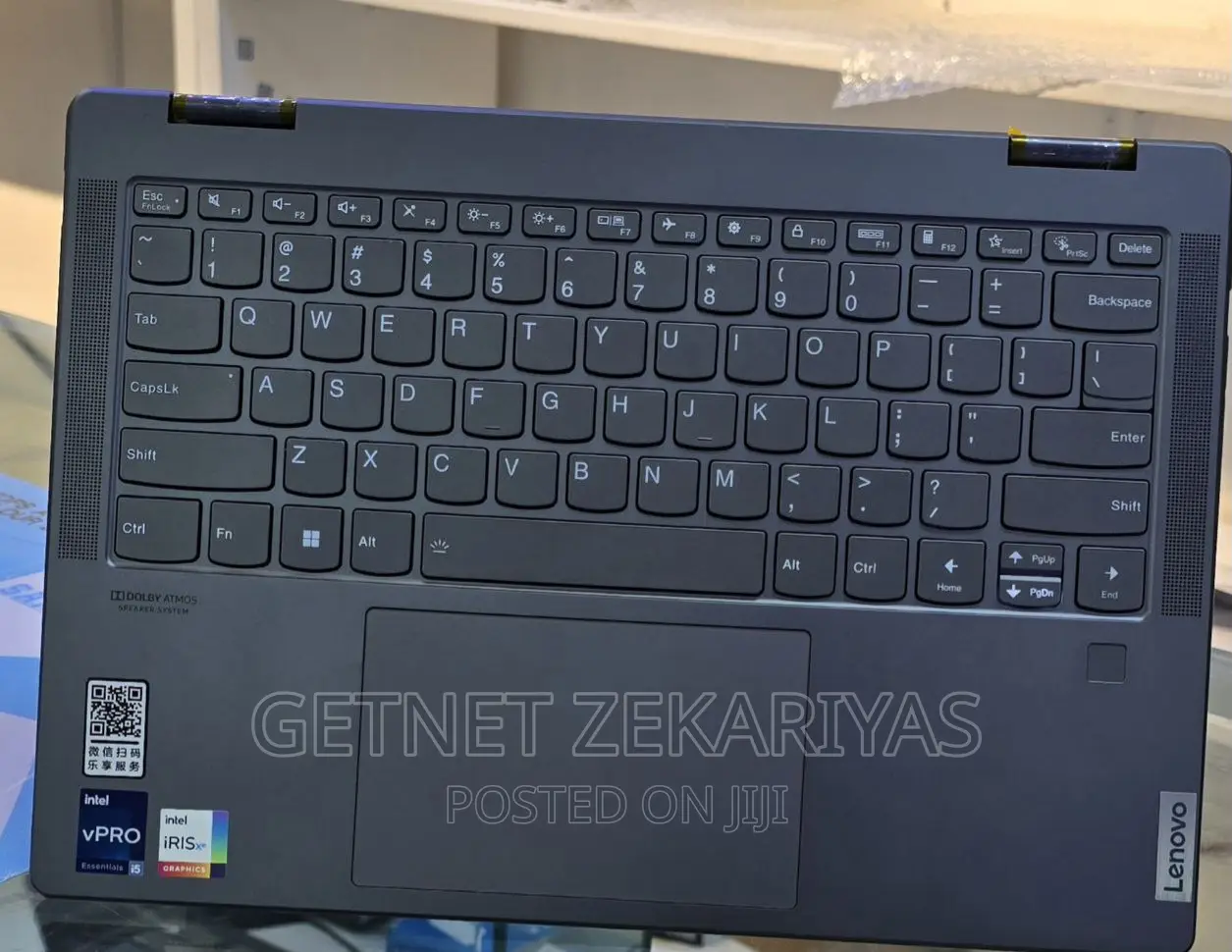 New Laptop Lenovo ThinkPad Yoga 8GB Intel Core I5 SSD 512GB