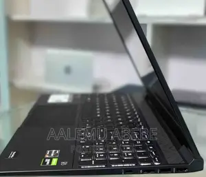 New Laptop HP Victus 16 16GB AMD Ryzen 5 SSD 512GB