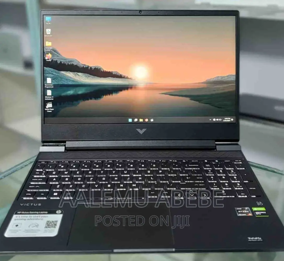 New Laptop HP Victus 16 16GB AMD Ryzen 5 SSD 512GB