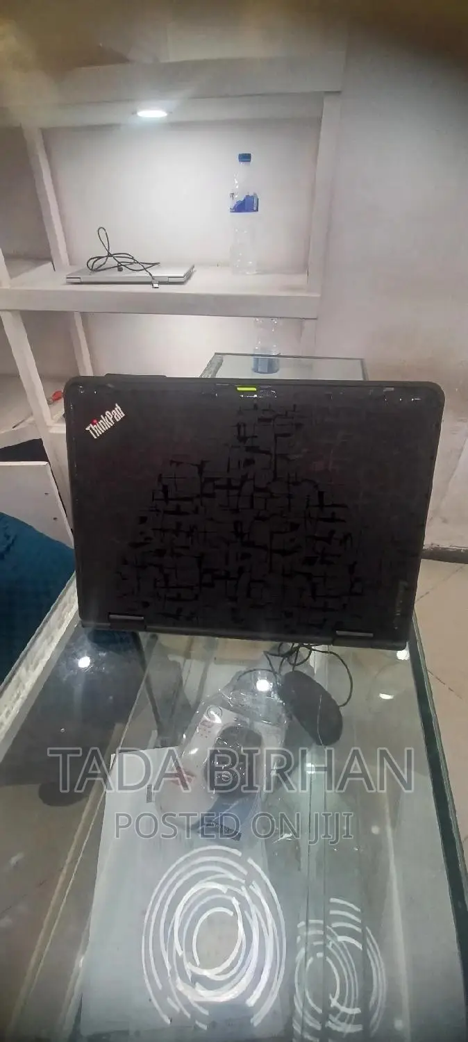 New Laptop Lenovo Yoga 11e 4GB Intel Xeon SSD 500GB