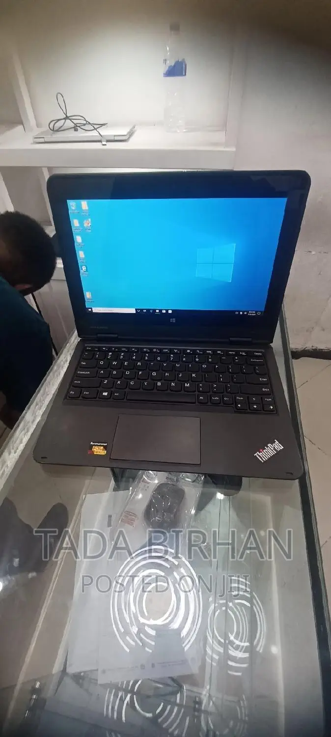 New Laptop Lenovo Yoga 11e 4GB Intel Xeon SSD 500GB