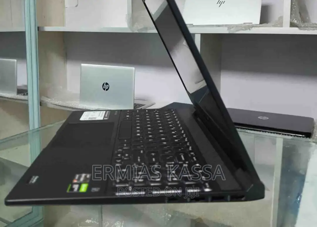 New Laptop HP Victus 15 8GB AMD Ryzen 5 SSD 512GB