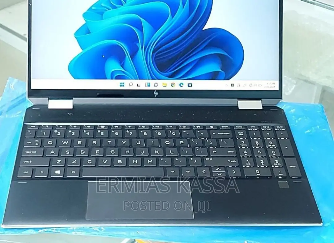 New Laptop HP Spectre 16GB Intel Core I7 SSD 512GB