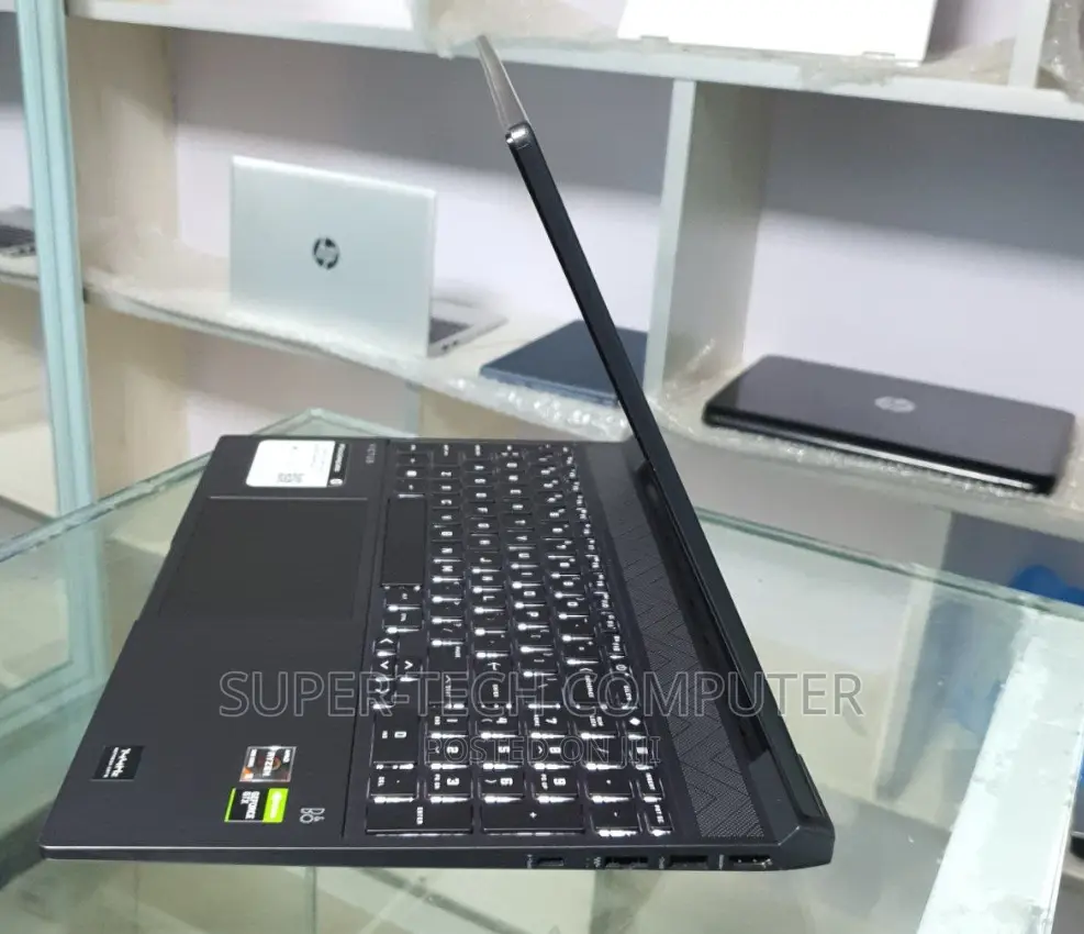 New Laptop HP Victus 15 8GB AMD Ryzen 5 SSD 512GB