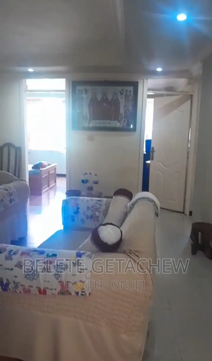 3bdrm Condo in Yeka Abado for sale