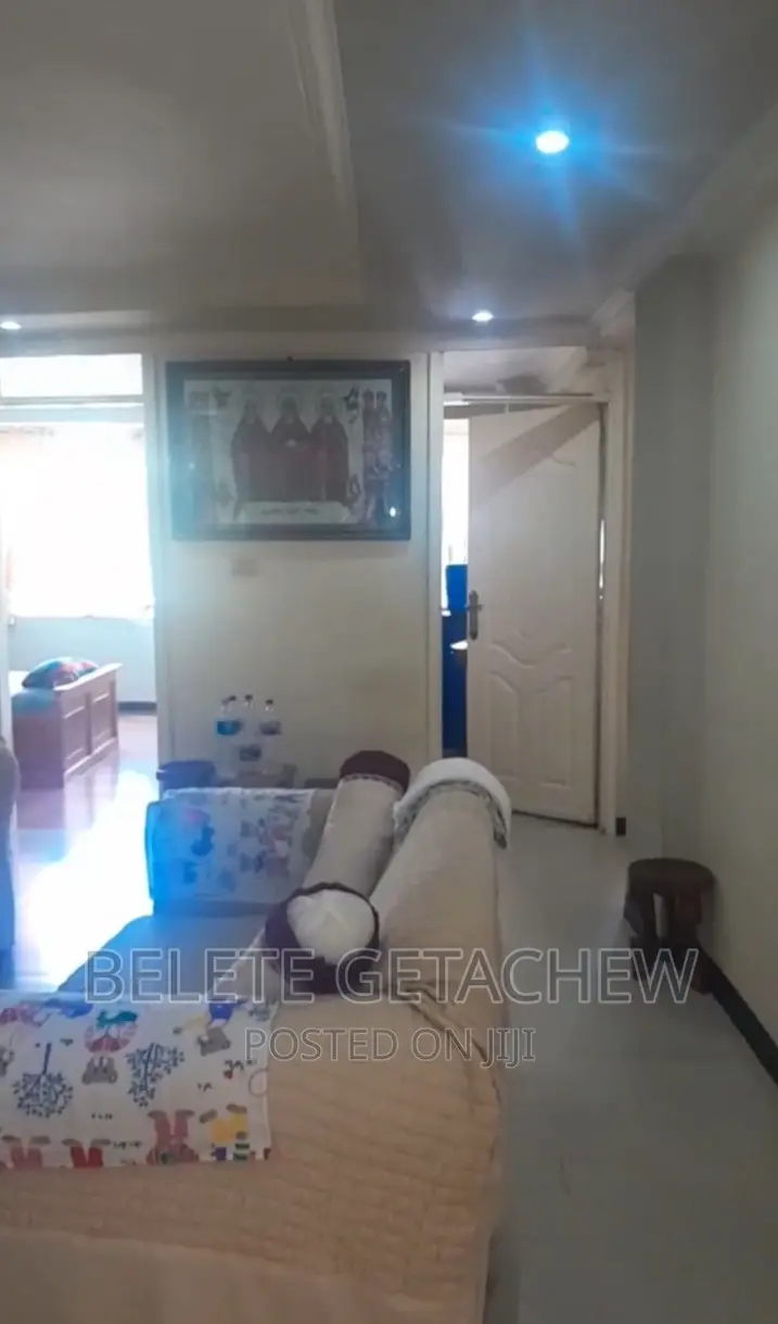 3bdrm Condo in Yeka Abado for sale