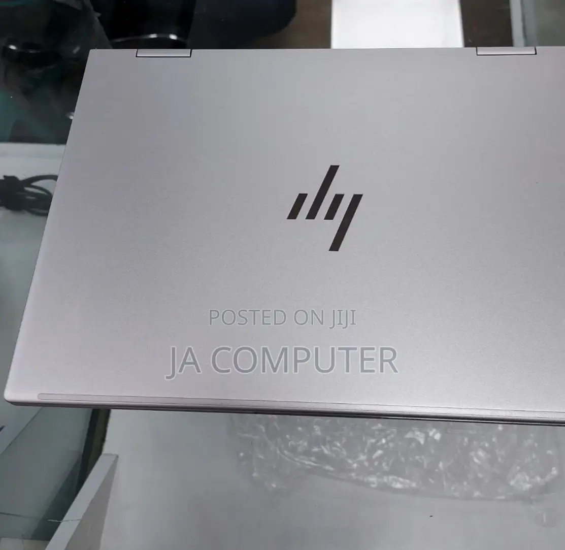 New Laptop HP Envy X360 8GB Intel SSD 512GB