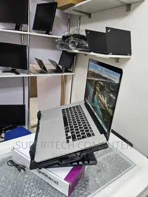 New Laptop Apple MacBook Pro 2015 16GB Intel Core I7 SSD 512GB