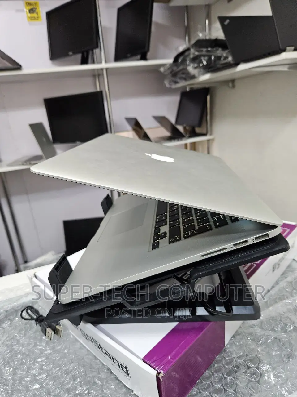 New Laptop Apple MacBook Pro 2015 16GB Intel Core I7 SSD 512GB