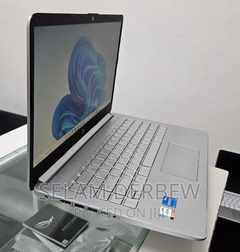 New Laptop HP Stream Notebook 8GB Intel Core I5 SSD 512GB