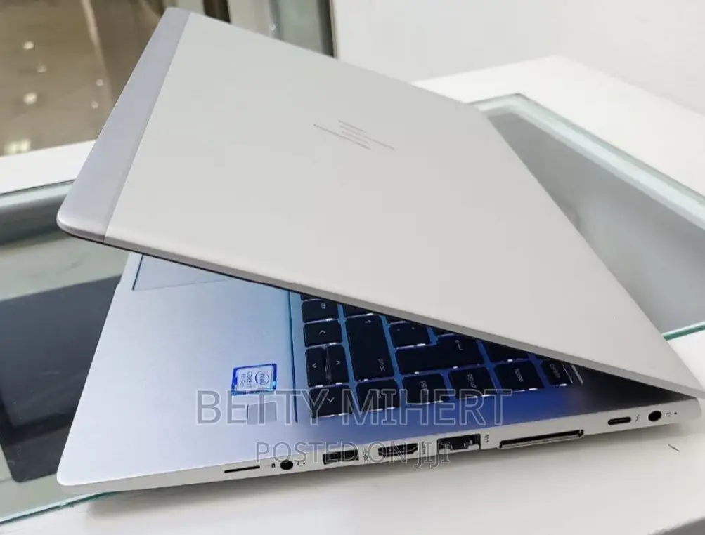New Laptop HP EliteBook 840 8GB Intel Core i7 SSD 512GB