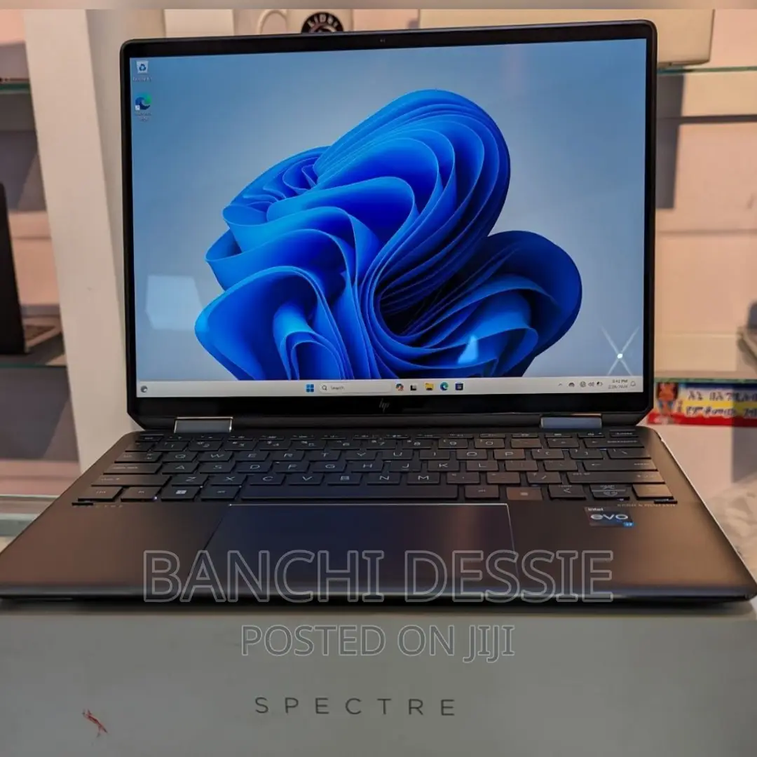 New Laptop HP Spectre 16GB Intel Core i7 SSD 1T