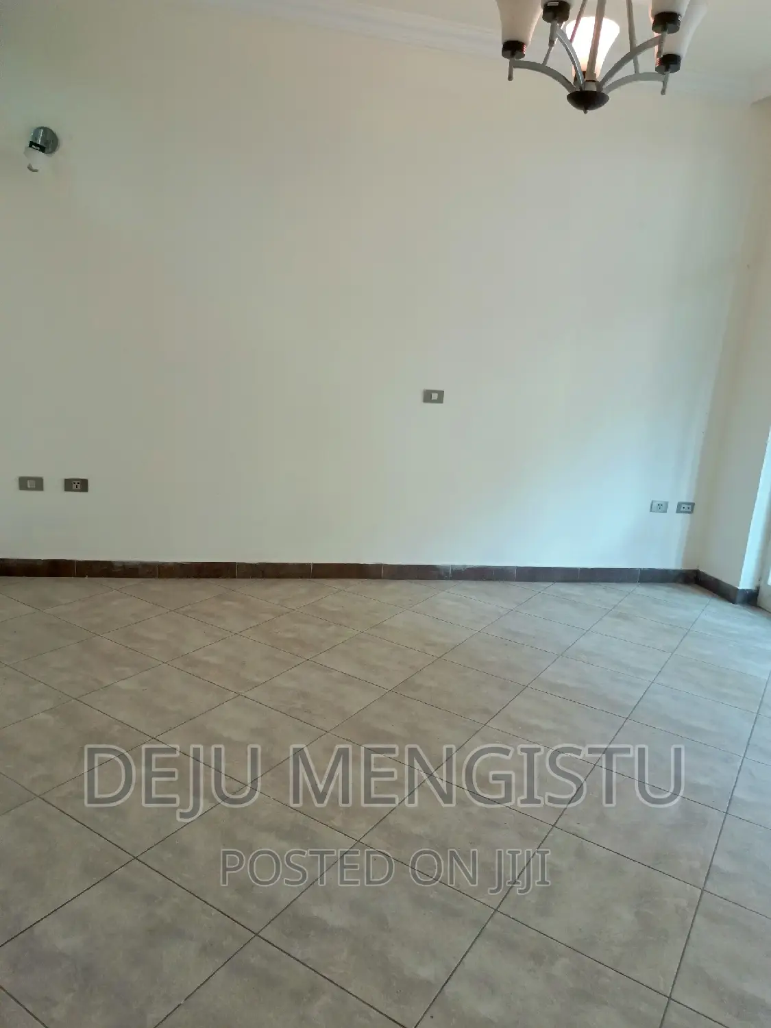 5bdrm House in ሳበ ሁለት(72), Bole for rent