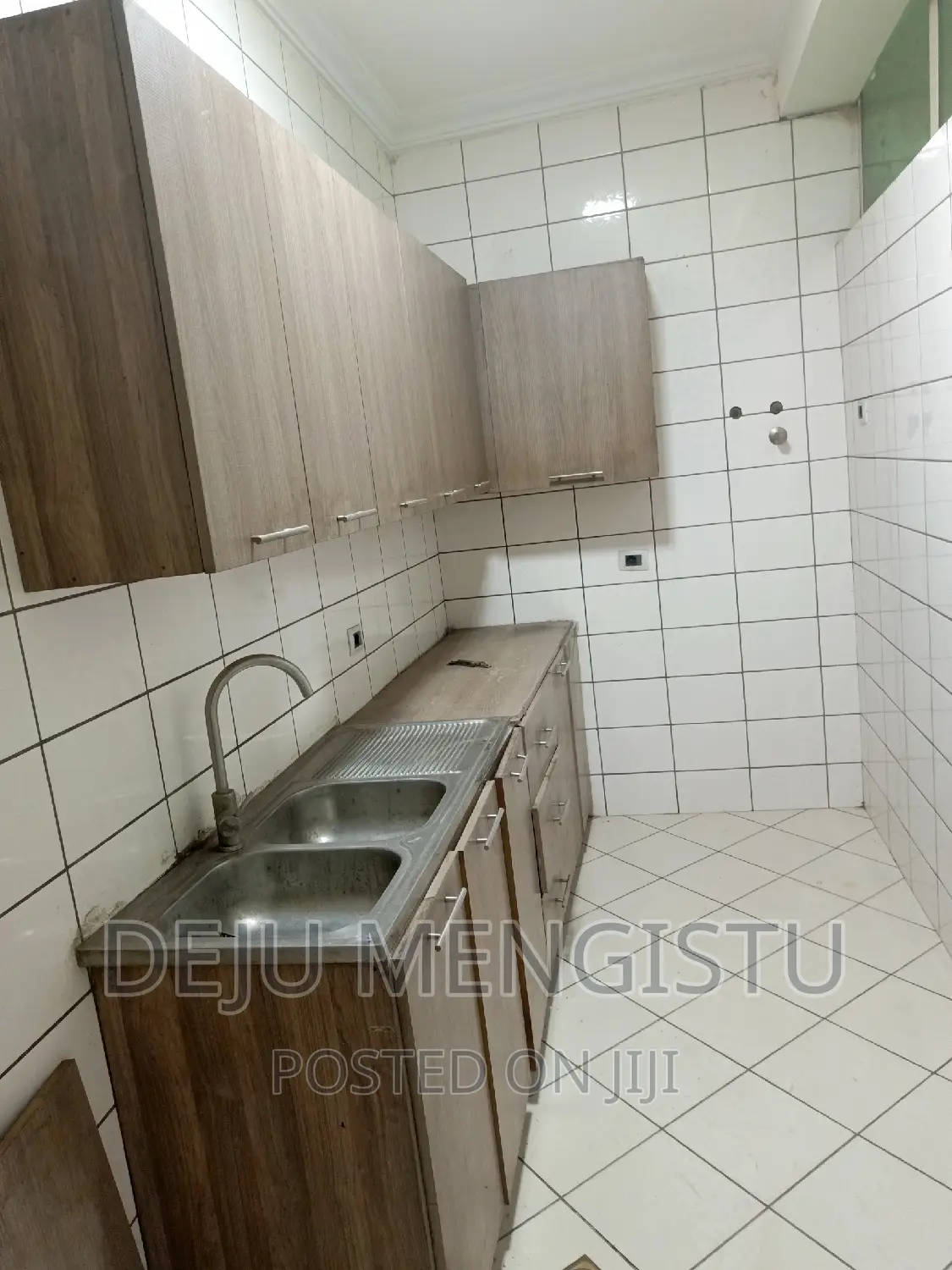 5bdrm House in ሳበ ሁለት(72), Bole for rent