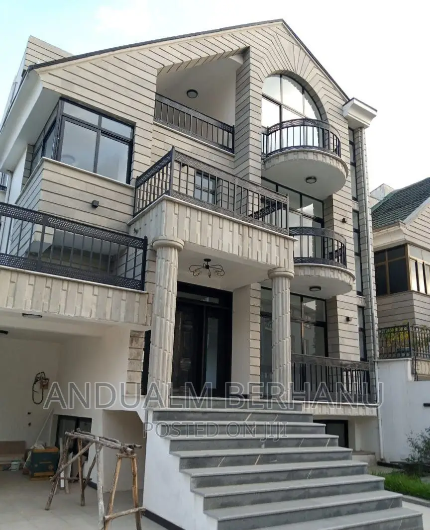 7bdrm Villa in Bole for sale