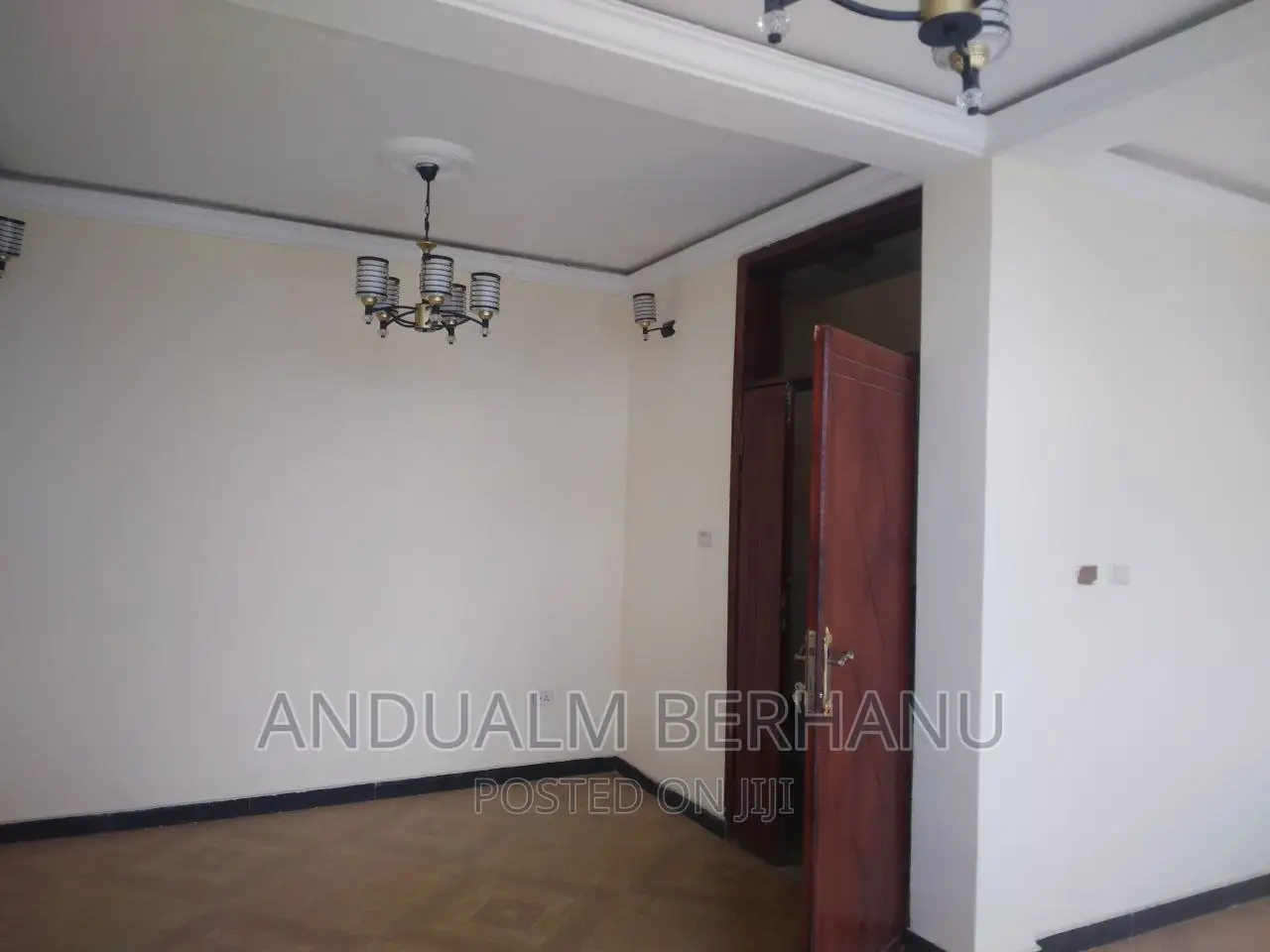 5bdrm Villa in Bole for sale