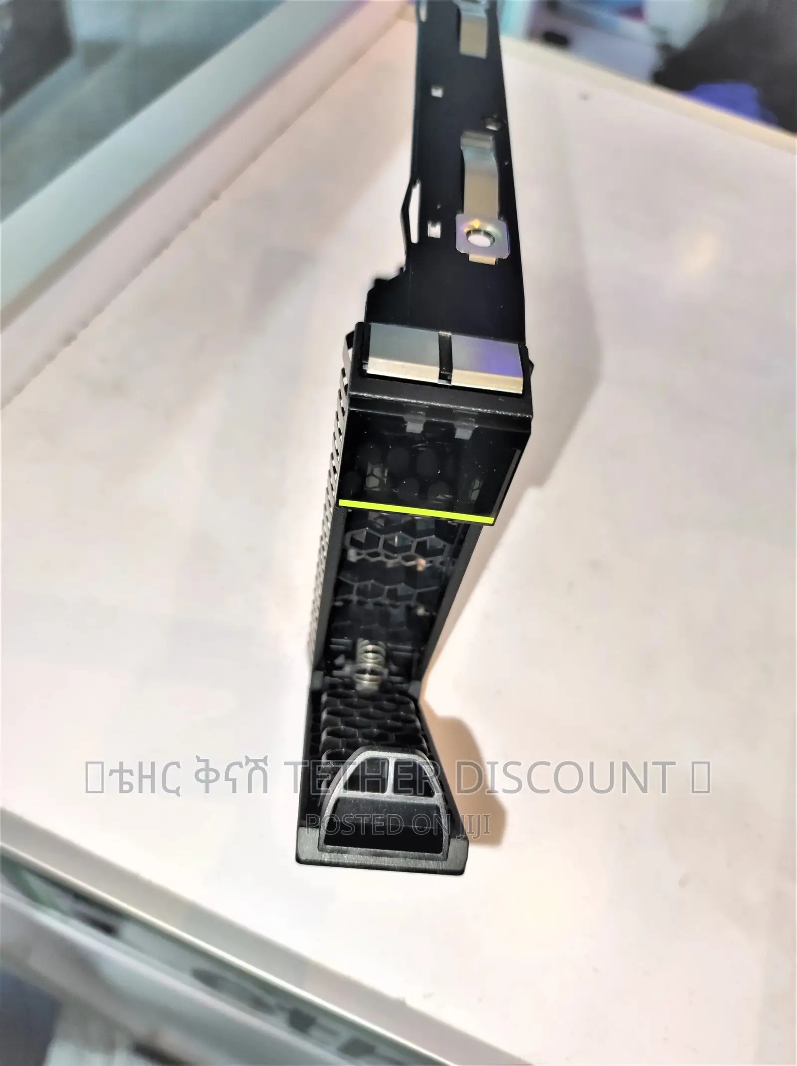 Sas/Sata Hard Drive New Packed/ ሞጁል አዲስ