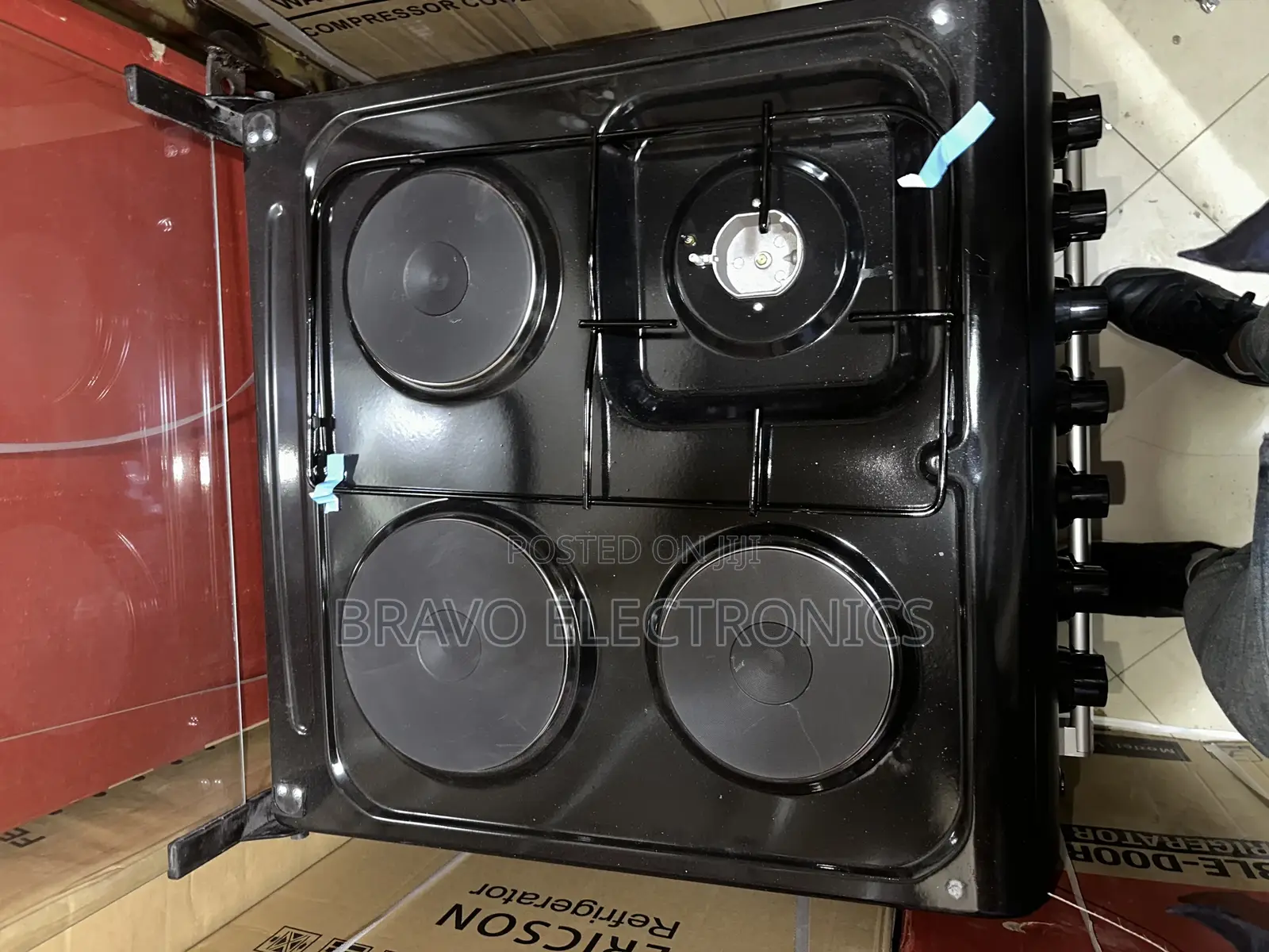 Kumtel Oven 3 Electric and 1 Gas