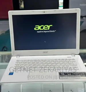 New Laptop Acer Aspire V3-472pg 8GB Intel Core I5 SSD 1T