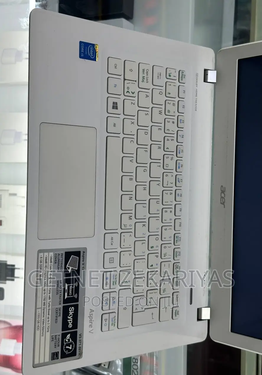 New Laptop Acer Aspire V3-472pg 8GB Intel Core I5 SSD 1T