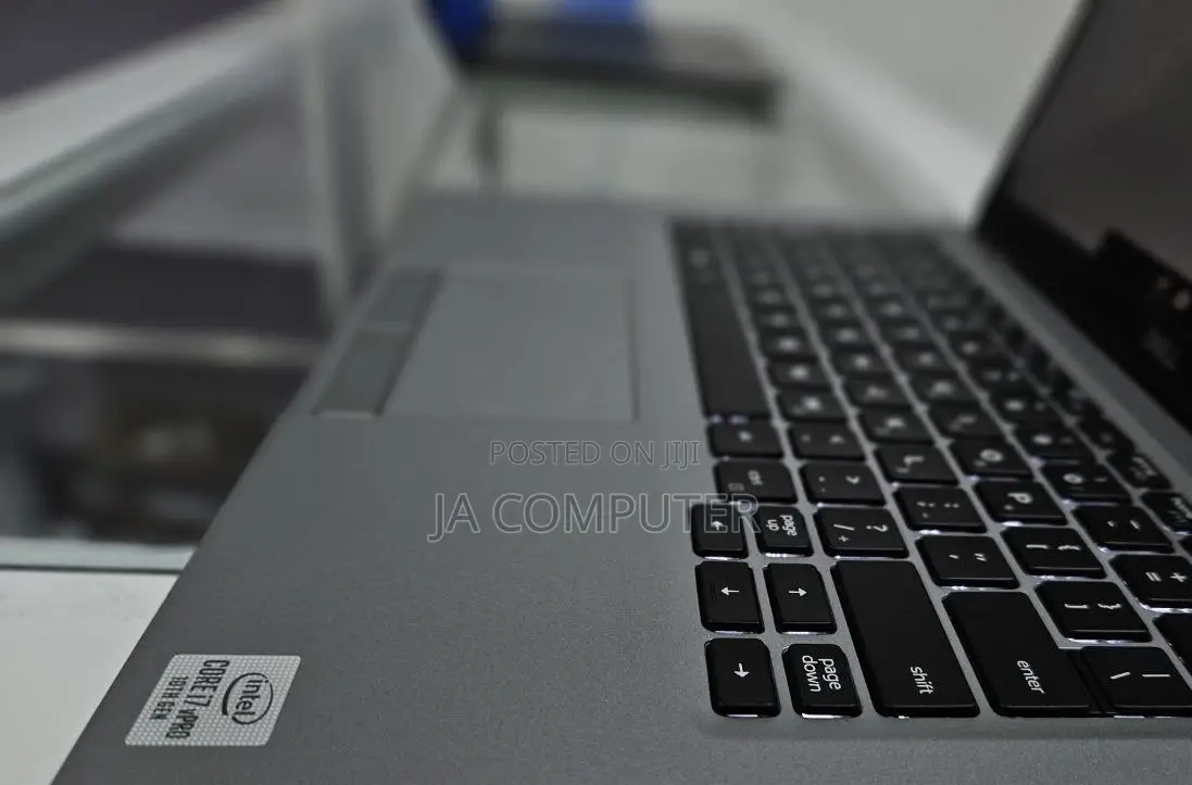 New Laptop Dell Latitude 5310 16GB Intel Core I7 SSD 256GB