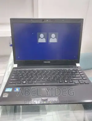 Photo - Laptop Toshiba Satellite C850 4GB Intel Core I5 HDD 500GB