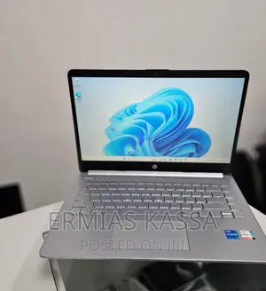 New Laptop HP EliteBook 840 G9 8GB Intel Core I5 SSD 512GB