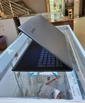 New Laptop Lenovo IdeaPad 320 8GB Intel Core I5 SSD 1T