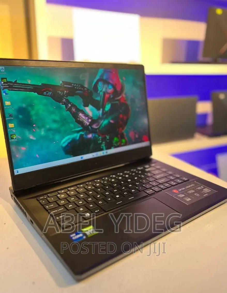 New Laptop MSI GP75 Leopard 16GB Intel Core I7 SSD 1T