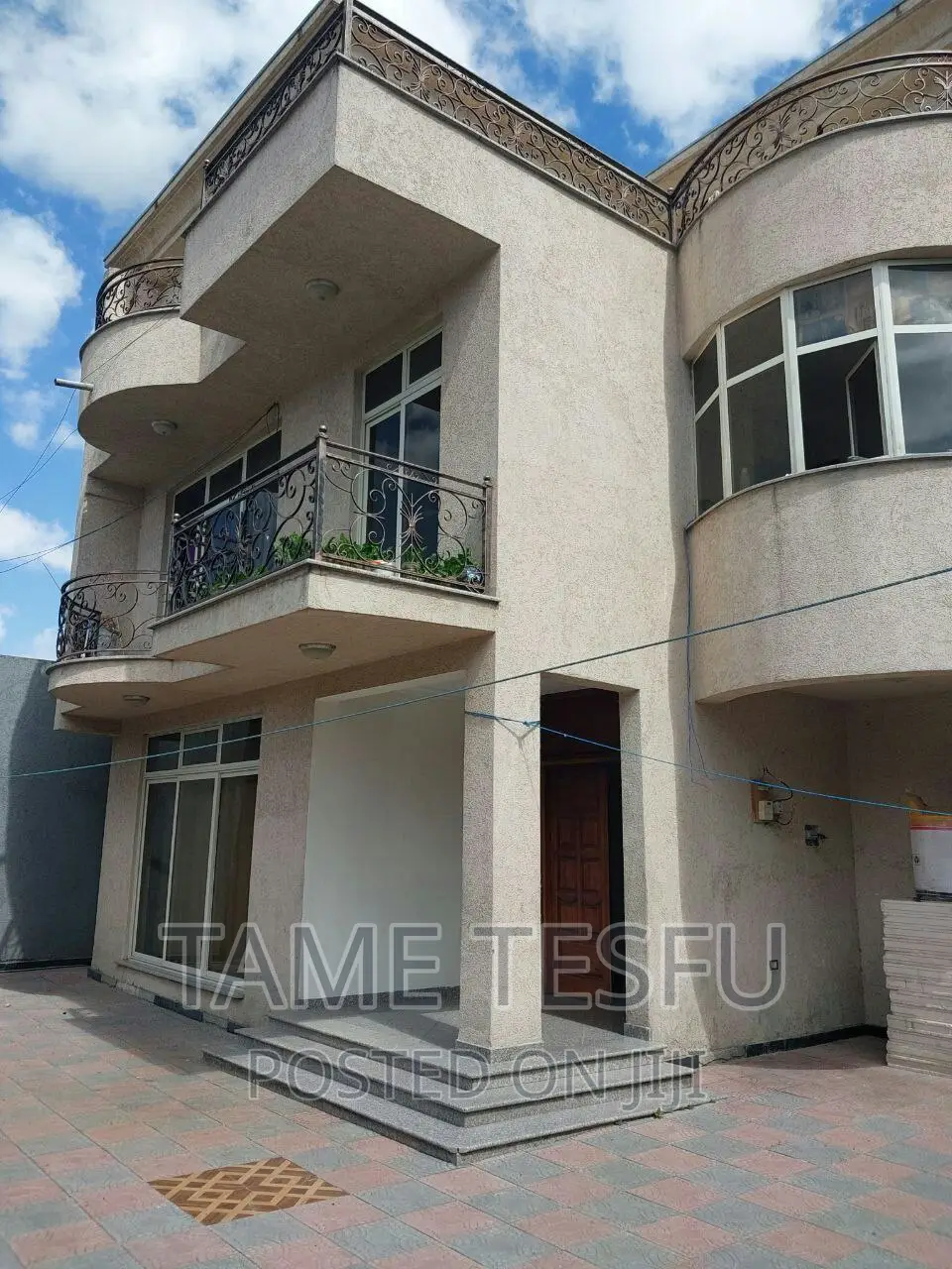 Furnished 5bdrm House in Summit, Bole for sale