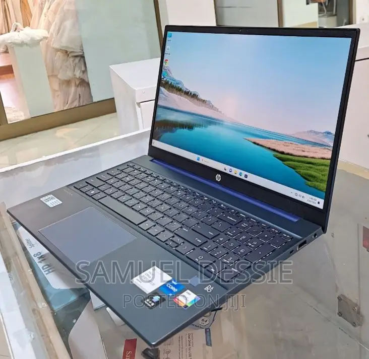New Laptop HP Pavilion 15 16GB Intel Core I5 SSD 1T