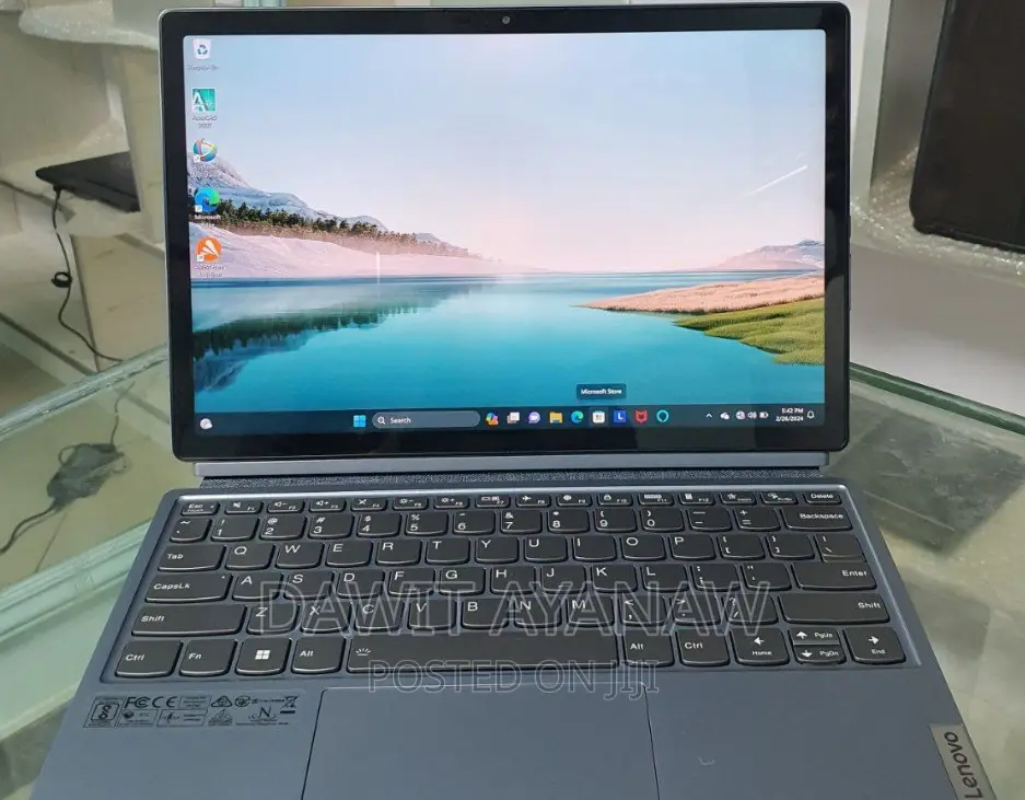 New Laptop Lenovo 8GB Intel Core I3 SSD 128GB