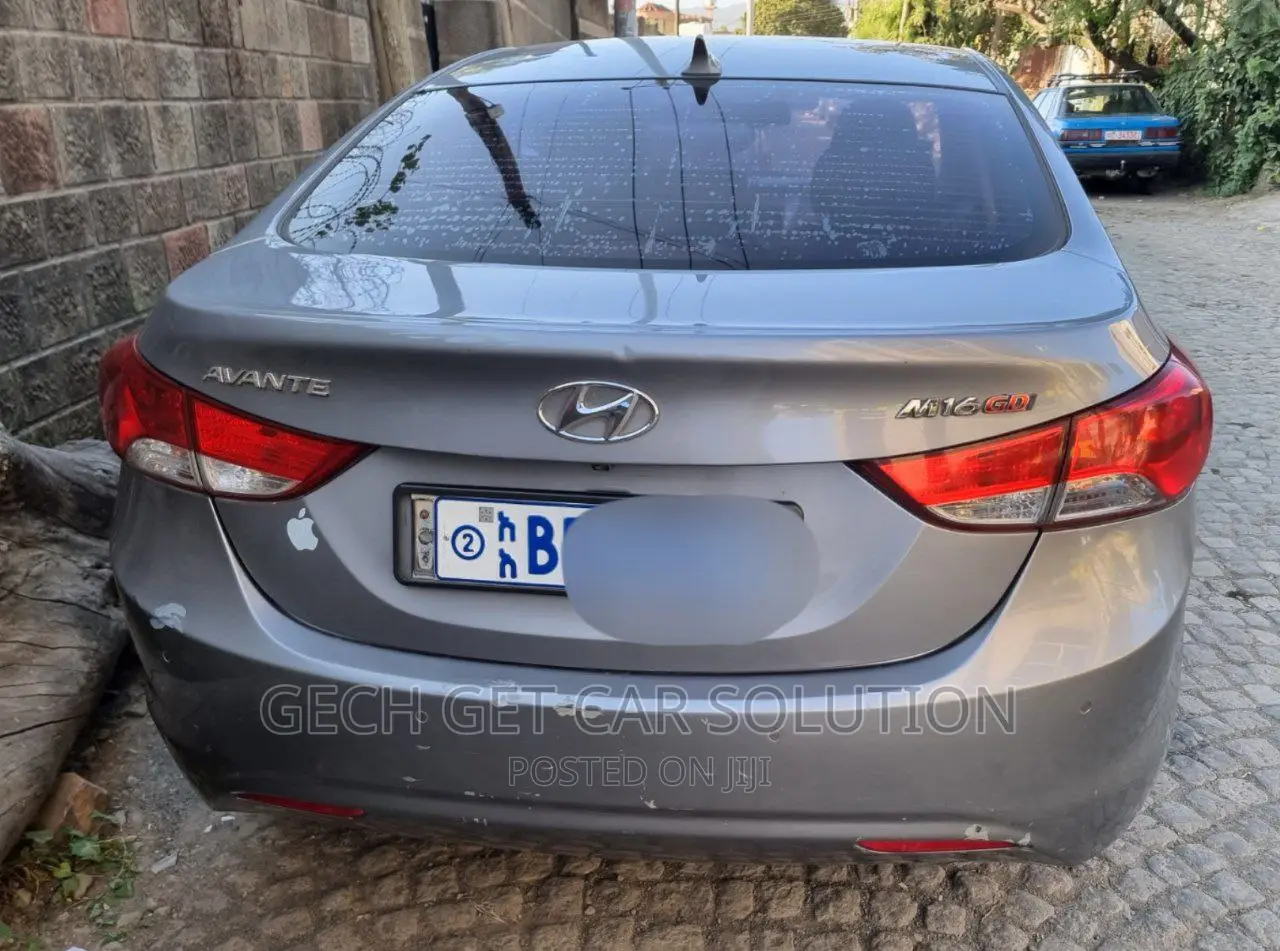 Hyundai Avante 2011 Gray