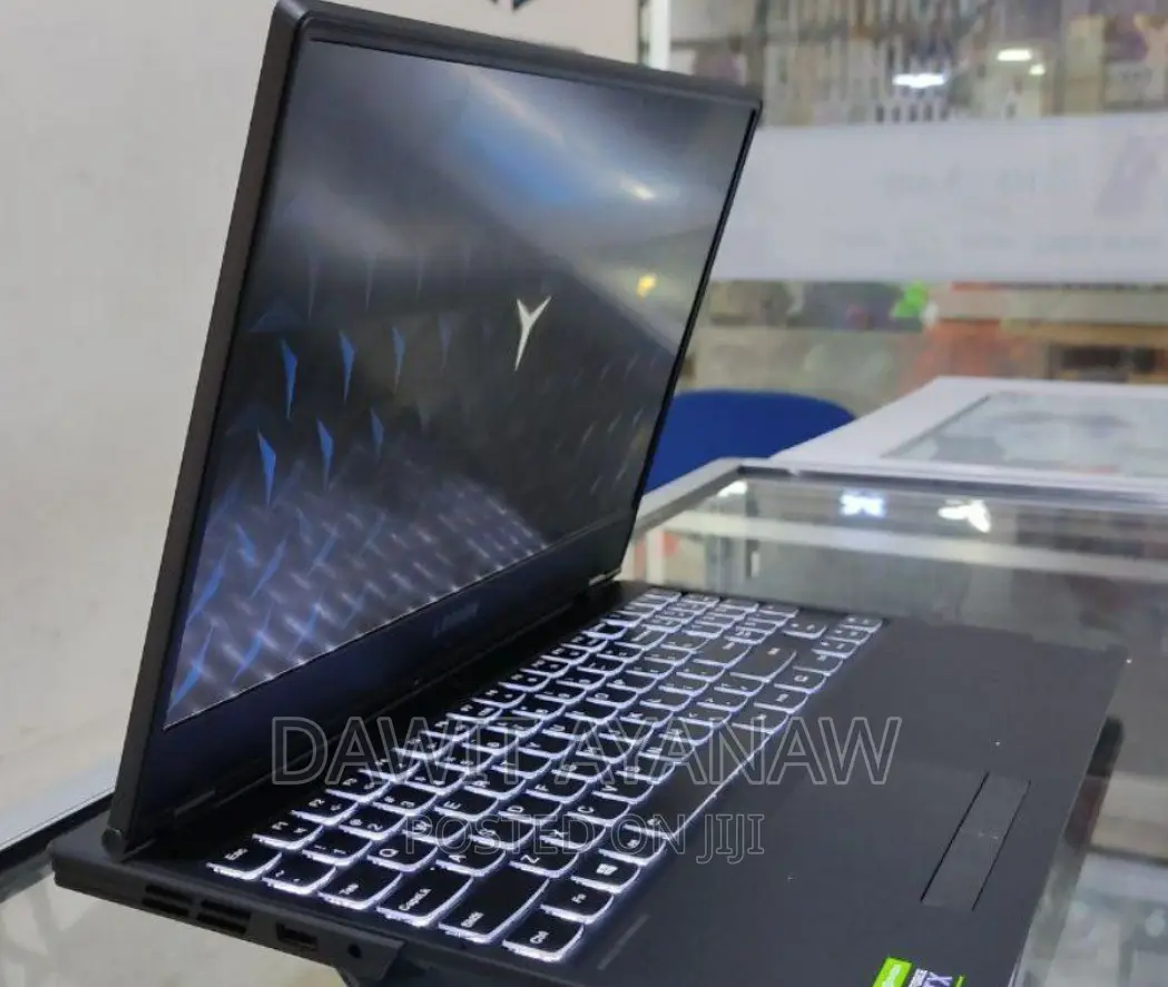 New Laptop Lenovo 16GB Intel Core I7 SSD 1T