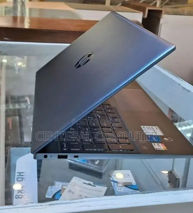 New Laptop HP Pavilion 15-Eh0050wm 16GB Intel Core I5 SSD 1T