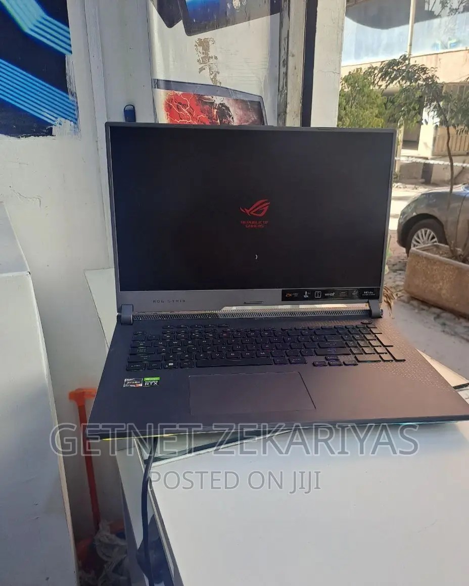 New Laptop Asus ROG Strix G15 32GB AMD Ryzen 9 SSD 1T