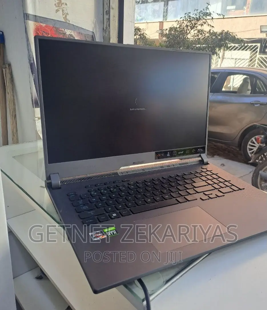 New Laptop Asus ROG Strix G15 32GB AMD Ryzen 9 SSD 1T