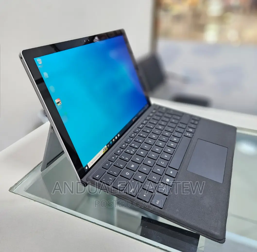 New Laptop Microsoft Surface Pro 4 8GB Intel Core I5 SSD 256GB
