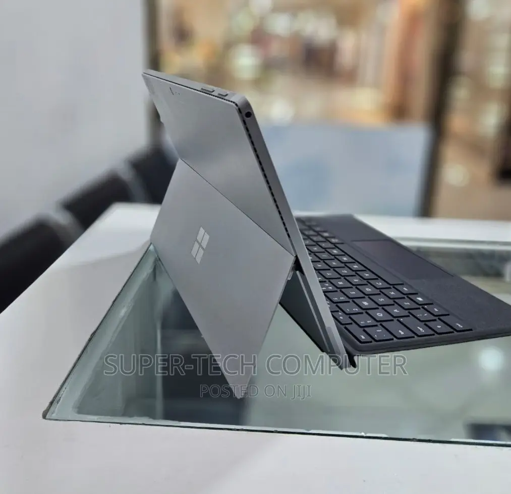 New Laptop Microsoft Surface Pro 4 8GB Intel Core I5 SSD 256GB