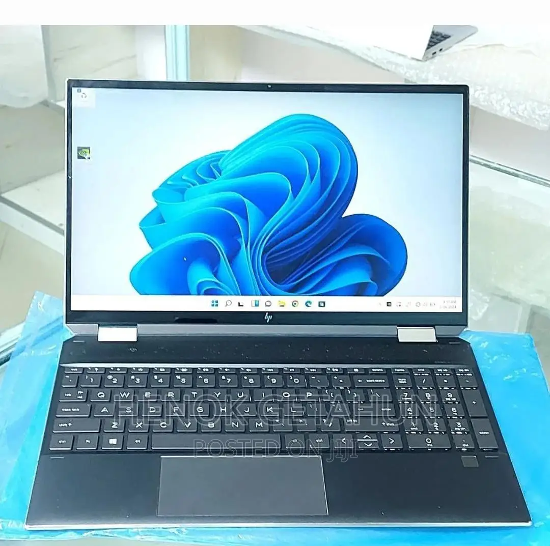 New Laptop HP Spectre 16GB Intel Core i7 SSD 512GB