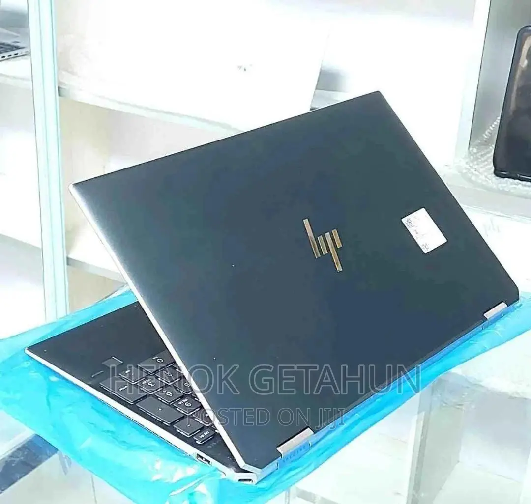 New Laptop HP Spectre 16GB Intel Core i7 SSD 512GB