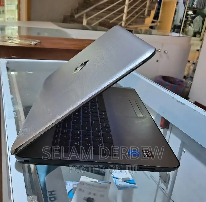 Laptop HP Stream Notebook 8GB Intel Core I5 HDD 1T