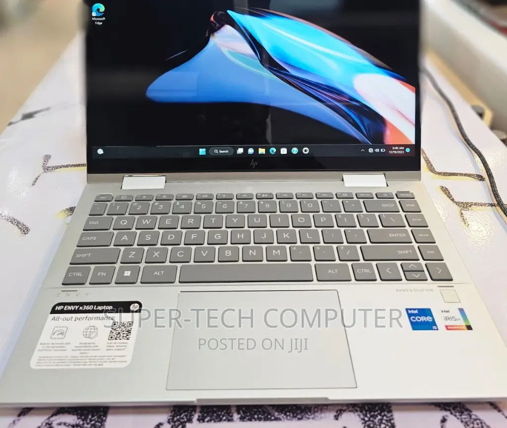 New Laptop HP Envy X360 8GB Intel Core I5 SSD 512GB