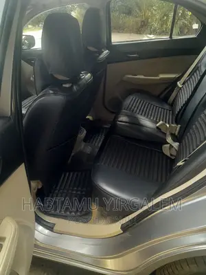 Suzuki Dzire 2023 Silver