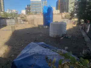 የሚሸጥ ቦታ ቦሌ ደንበል ጀርባ