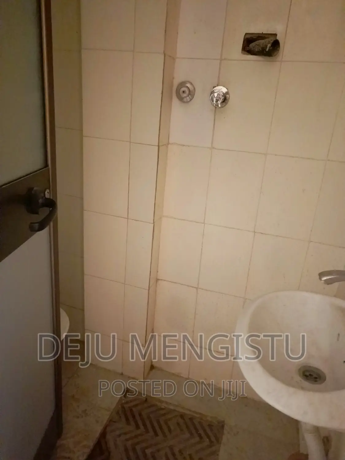 1bdrm House in ሳበ ሁለት(72), Bole for rent