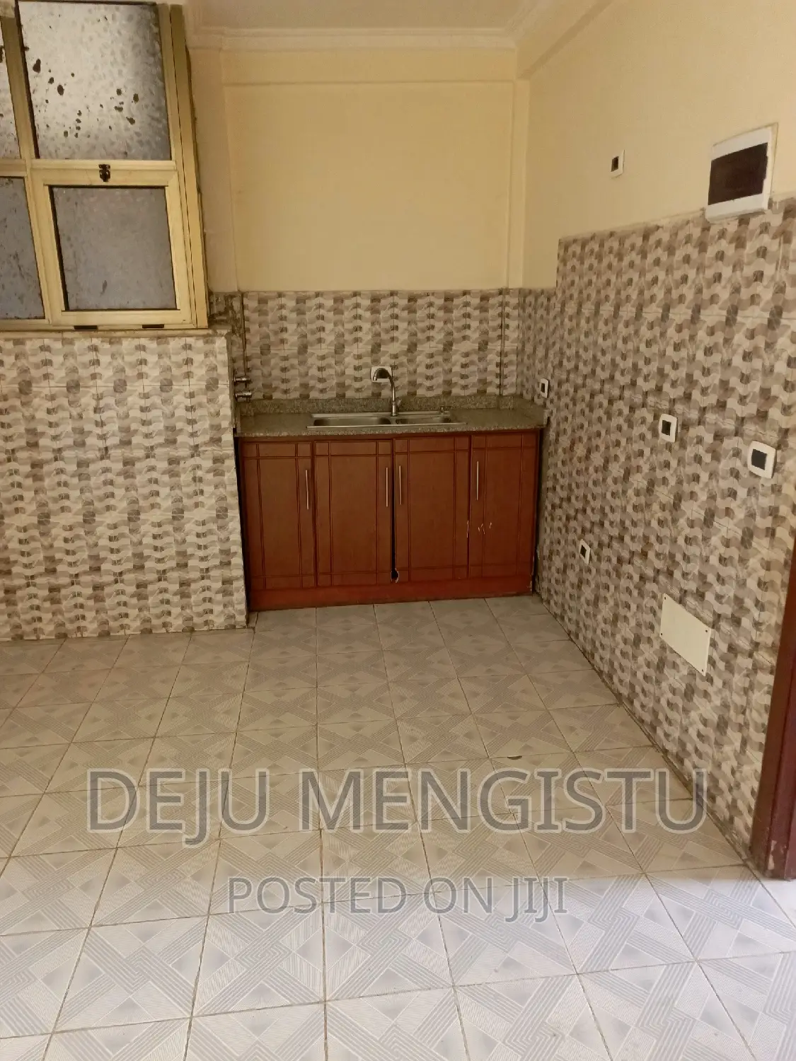 4bdrm House in ሳበ ሁለት(72), Bole for rent