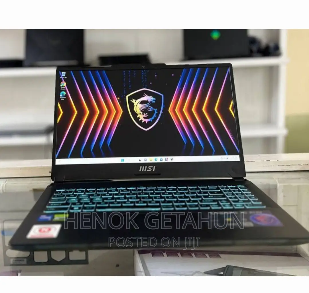 New Laptop MSI MSI Sword 15 16GB Intel Core i5 SSD 512GB